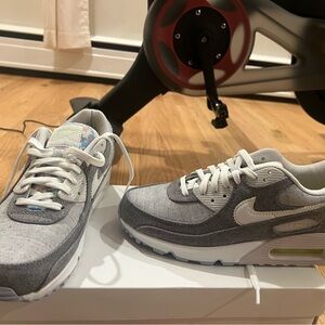 Nike, Women’s size 8.5
